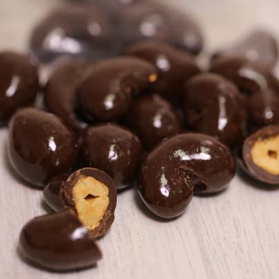 John Kelly Chocolates - Dark Chocolate Coated Cashews With Sea Salt